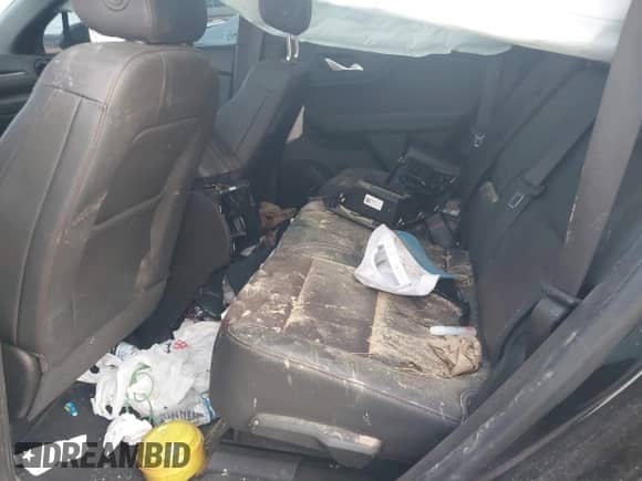 2020 Chevrolet Blazer RS z VIN 3GNKBERS8LS702091, wystawiony jako IAAI lot #42462446 z przebiegiem Nie podano mil oraz . Historia ofert i sprzedaży dostępna na DreamBid. Obrazek 8.