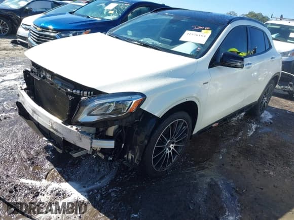 ✅ 2018 Mercedes-Benz GLA 250 • VIN: WDCTG4GB8JJ382405 • Лот: 43061262. Опубликован ранее на IAAI с пробегом 172 017 миль. Бесплатный доступ к архиву аукционных продаж из США и подробный отчёт об истории автомобиля на DreamBid. Изображение 2.