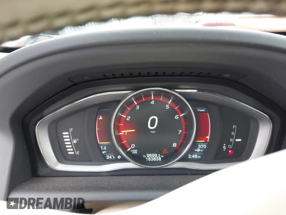 ✅ 2015 Volvo XC60 T5 • VIN: YV4612RK5F2709833 • Lot: 43677055. Wystawiony na IAAI z przebiegiem 163 838 mil. Bezpłatny archiwum sprzedaży aukcyjnych z USA i szczegółowy raport historii pojazdu na DreamBid. Zdjęcie 7.