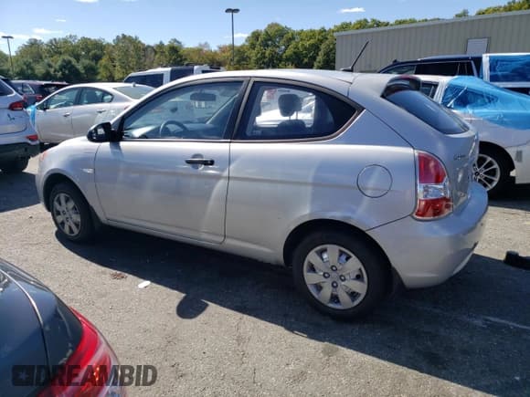 ✅ 2009 Hyundai Accent GS • VIN: KMHCM36C79U138575 • Лот: 84355845. Опубликован ранее на Copart с пробегом 169 131 миль. Бесплатный доступ к архиву аукционных продаж из США и подробный отчёт об истории автомобиля на DreamBid. Изображение 2.