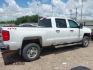 ✅ 2017 Chevrolet Silverado 2500HD Work Truck • VIN: 1GC1KUEY6HF243910 • Лот: 42656957. Опубликован ранее на IAAI с пробегом 60 698 миль. Бесплатный доступ к архиву аукционных продаж из США и подробный отчёт об истории автомобиля на DreamBid. Изображение 14.
