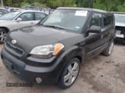 ✅ 2010 Kia Soul + • VIN: KNDJT2A29A7043431 • Лот: 42791812. Опубликован ранее на IAAI с пробегом 213 616 миль. Бесплатный доступ к архиву аукционных продаж из США и подробный отчёт об истории автомобиля на DreamBid. Изображение 2.
