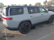 ✅ 2023 Rivian R1S Adventure • VIN: 7PDSGABA0PN019590 • Lot: 43838169. Wystawiony na IAAI z przebiegiem 173 mil. Bezpłatny archiwum sprzedaży aukcyjnych z USA i szczegółowy raport historii pojazdu na DreamBid. Zdjęcie 4.