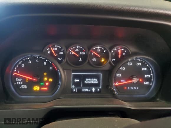 ✅ 2021 Chevrolet Silverado 1500 Custom • VIN: 1GCRWBEK7MZ366602 • Lot: 79965274. Wystawiony na Copart z przebiegiem 62 679 mil. Bezpłatny archiwum sprzedaży aukcyjnych z USA i szczegółowy raport historii pojazdu na DreamBid. Zdjęcie 9.