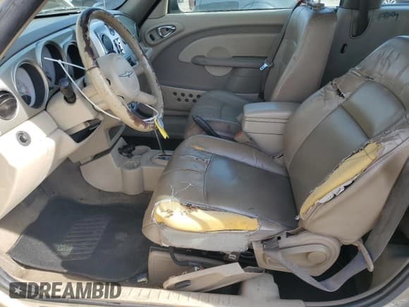 ✅ 2006 Chrysler PT Cruiser • VIN: 3C3HY55E16T231390 • Lot: 45587945. Wystawiony na Copart z przebiegiem 162 011 mil. Bezpłatny archiwum sprzedaży aukcyjnych z USA i szczegółowy raport historii pojazdu na DreamBid. Zdjęcie 7.