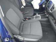 ✅ 2021 Hyundai Venue SE • VIN: KMHRB8A39MU082930 • Lot: 42005743. Listed on IAAI with 51,234 mi. Free auction sales archive from the USA and detailed vehicle history report at DreamBid. Image 5.