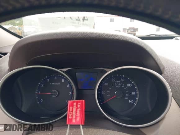 2013 Hyundai Tucson Limited with VIN KM8JUCAC3DU624369, listed as a IAAI auction lot 42975928 with 140,694 mi miles and . Bid and sale history available at DreamBid. Image 7.