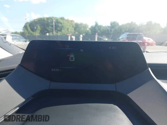 2025 Toyota Prius SE with VIN JTDACACU9S3047156, listed as a IAAI auction lot 43135827 with 2,433 mi miles and . Bid and sale history available at DreamBid. Image 7.