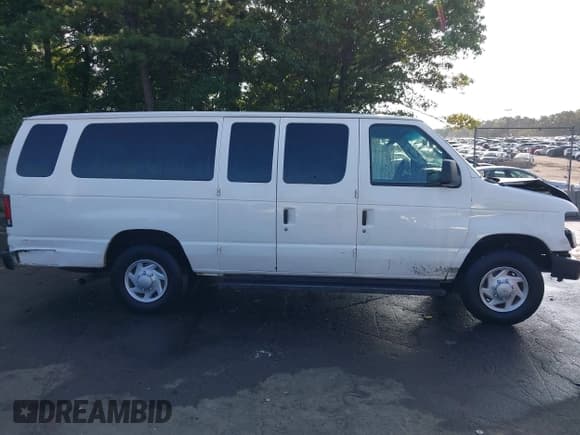 ✅ 2010 Ford Econoline Passenger XL • VIN: 1FBSS3BLXADA00601 • Лот: 42957799. Опубликован ранее на IAAI с пробегом 130 379 миль. Бесплатный доступ к архиву аукционных продаж из США и подробный отчёт об истории автомобиля на DreamBid. Изображение 14.