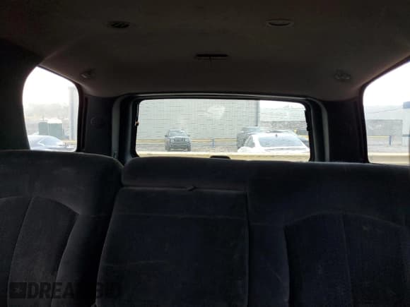 ✅ 2002 Chevrolet Tahoe LS • VIN: 1GNEK13V52J161820 • Лот: 69398935. Опубликован ранее на Copart с пробегом 313 981 миль. Бесплатный доступ к архиву аукционных продаж из США и подробный отчёт об истории автомобиля на DreamBid. Изображение 10.