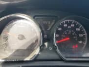 ✅ 2015 Nissan Versa SV • VIN: 3N1CN7AP9FL835550 • Lot: 63333935. Wystawiony na Copart z przebiegiem 179 573 mil. Bezpłatny archiwum sprzedaży aukcyjnych z USA i szczegółowy raport historii pojazdu na DreamBid. Zdjęcie 9.