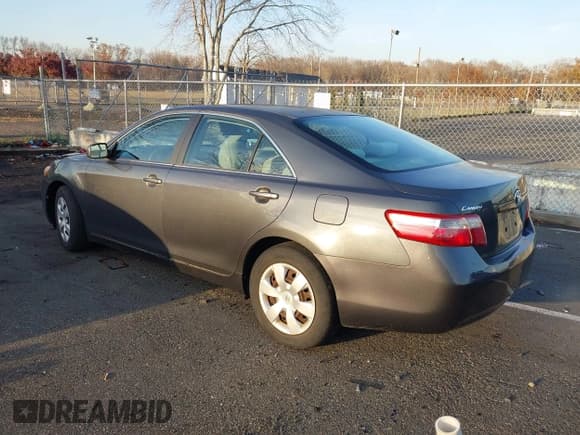 ✅ 2007 Toyota Camry LE • VIN: 4T1BE46K37U068396 • Lot: 43767189. Listed on IAAI with 124,678 mi. Free auction sales archive from the USA and detailed vehicle history report at DreamBid. Image 3.