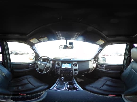 ✅ 2017 Ford Expedition Max Limited • VIN: 1FMJK2AT5HEA29863 • Lot: 42097452. Wystawiony na IAAI z przebiegiem 141 766 mil. Bezpłatny archiwum sprzedaży aukcyjnych z USA i szczegółowy raport historii pojazdu na DreamBid. Zdjęcie 19.