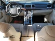 ✅ 2009 Lincoln MKS • VIN: 1LNHM93R19G605246 • Lot: 91104765. Wystawiony na Copart z przebiegiem 239 482 mil. Bezpłatny archiwum sprzedaży aukcyjnych z USA i szczegółowy raport historii pojazdu na DreamBid. Zdjęcie 8.