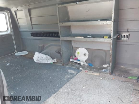 ✅ 2006 Ford Econoline Cargo • VIN: 1FTNS24L56DA10931 • Lot: 42222053. Listed on IAAI with 137,505 mi. Free auction sales archive from the USA and detailed vehicle history report at DreamBid. Image 8.