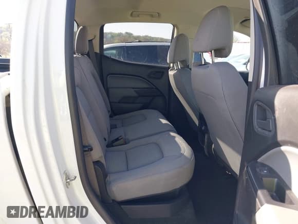 ✅ 2018 Chevrolet Colorado 4WD Work Truck • VIN: 1GCGTBEN1J1109892 • Lot: 41990388. Listed on IAAI with 100,767 mi. Free auction sales archive from the USA and detailed vehicle history report at DreamBid. Image 8.