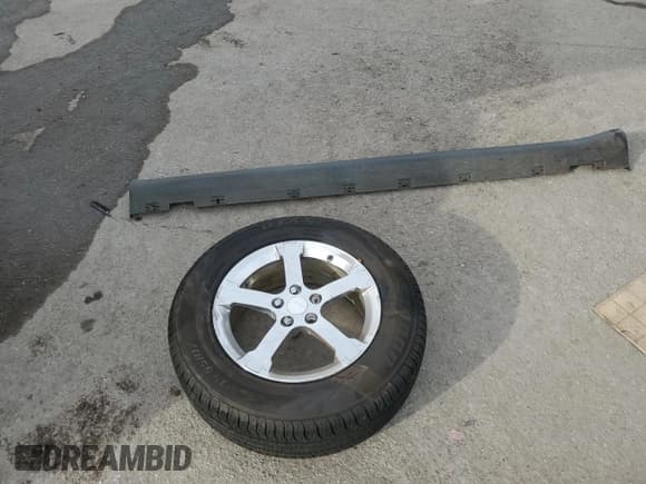 ✅ 2007 Chevrolet Equinox LT • VIN: 2CNDL63F976065955 • Лот: 88996995. Опубликован ранее на Copart с пробегом 115 525 миль. Бесплатный доступ к архиву аукционных продаж из США и подробный отчёт об истории автомобиля на DreamBid. Изображение 12.