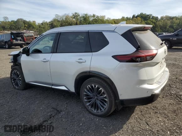✅ 2024 Nissan Rogue Platinum • VIN: JN8BT3DD9RW251435 • Lot: 81918985. Listed on Copart with 31,453 mi. Free auction sales archive from the USA and detailed vehicle history report at DreamBid. Image 2.