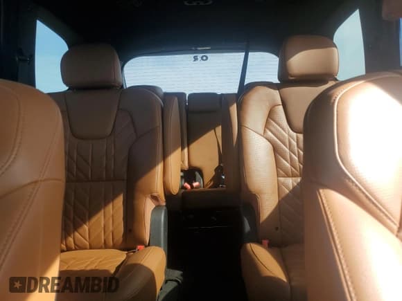 ✅ 2024 Kia Telluride EX X-Line • VIN: 5XYP3DGC8RG503389 • Lot: 69936435. Wystawiony na Copart z przebiegiem 20 651 mil. Bezpłatny archiwum sprzedaży aukcyjnych z USA i szczegółowy raport historii pojazdu na DreamBid. Zdjęcie 10.