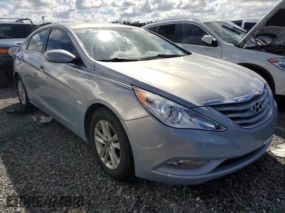 ✅ 2013 Hyundai Sonata GLS • VIN: 5NPEB4AC4DH804407 • Lot: 73952524. Wystawiony na Copart z przebiegiem 47 359 mil. Bezpłatny archiwum sprzedaży aukcyjnych z USA i szczegółowy raport historii pojazdu na DreamBid. Zdjęcie 4.