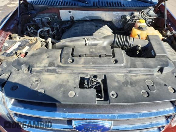 ✅ 2017 Ford Expedition Max XLT • VIN: 1FMJK1JT7HEA39983 • Lot: 90402745. Listed on Copart with 199,718 mi. Free auction sales archive from the USA and detailed vehicle history report at DreamBid. Image 12.