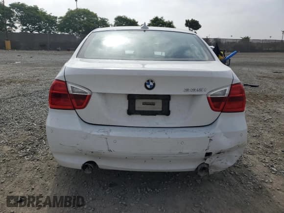 ✅ 2008 BMW 3 Series 335i • VIN: WBAVB77558NH78822 • Lot: 57730145. Listed on Copart with 180,281 mi. Free auction sales archive from the USA and detailed vehicle history report at DreamBid. Image 6.
