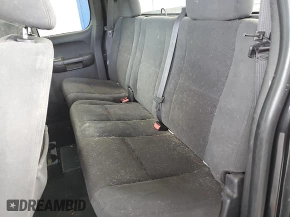 ✅ 2008 Chevrolet Silverado 2500HD 1LT • VIN: 1GCHK29K18E104461 • Lot: 67925115. Wystawiony na Copart z przebiegiem 208 825 mil. Bezpłatny archiwum sprzedaży aukcyjnych z USA i szczegółowy raport historii pojazdu na DreamBid. Zdjęcie 10.