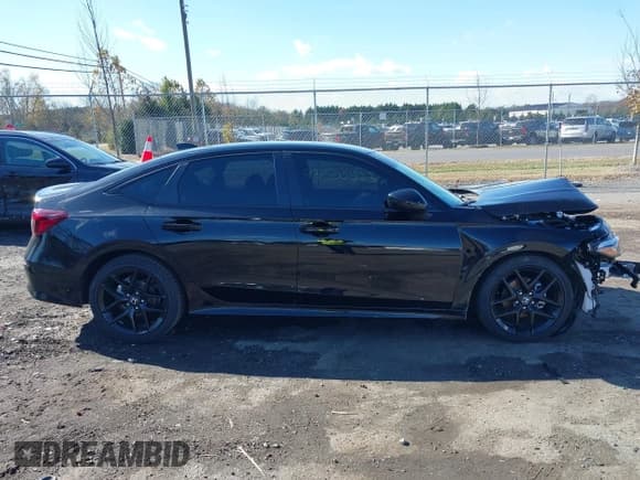 ✅ 2026 Honda Civic Sport • VIN: 2HGFE2F52TH528361 • Lot: 43500523. Wystawiony na IAAI z przebiegiem 910 mil. Bezpłatny archiwum sprzedaży aukcyjnych z USA i szczegółowy raport historii pojazdu na DreamBid. Zdjęcie 13.