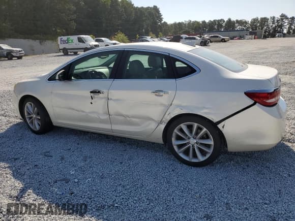 ✅ 2015 Buick Verano Group • VIN: 1G4PS5SKXF4181884 • Lot: 71603475. Wystawiony na Copart z przebiegiem 104 499 mil. Bezpłatny archiwum sprzedaży aukcyjnych z USA i szczegółowy raport historii pojazdu na DreamBid. Zdjęcie 2.