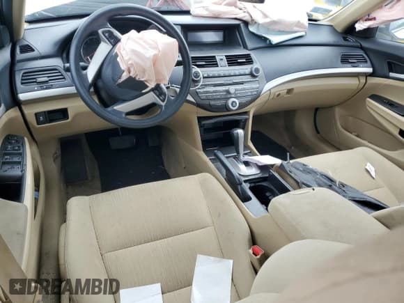 ✅ 2011 Honda Accord LX • VIN: 1HGCP2F3XBA033916 • Lot: 71707035. Listed on Copart with 105,279 mi. Free auction sales archive from the USA and detailed vehicle history report at DreamBid. Image 8.