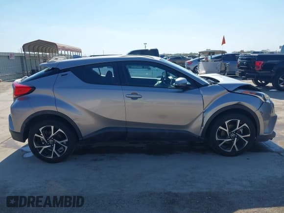 ✅ 2018 Toyota C-HR XLE • VIN: NMTKHMBX0JR015260 • Lot: 43462258. Listed on IAAI with 78,847 mi. Free auction sales archive from the USA and detailed vehicle history report at DreamBid. Image 13.