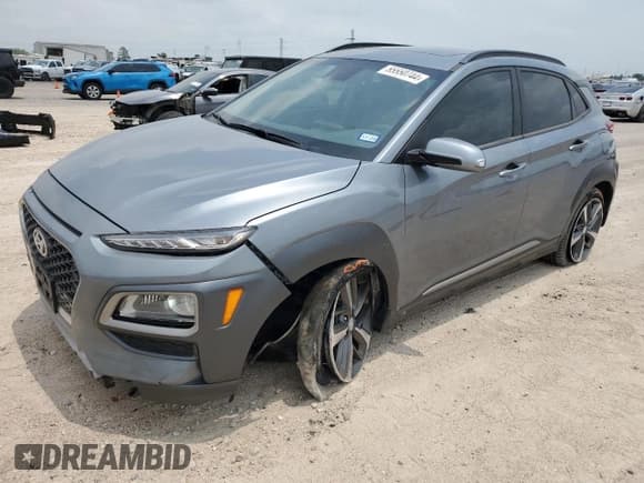 ✅ 2021 Hyundai Kona Limited • VIN: KM8K33A53MU611503 • Лот: 55550744. Опубликован ранее на Copart с пробегом 45 310 миль. Бесплатный доступ к архиву аукционных продаж из США и подробный отчёт об истории автомобиля на DreamBid. Изображение 1.