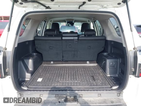 ✅ 2021 Toyota 4Runner TRD Off Road Premium • VIN: JTERU5JR6M5852122 • Lot: 42741232. Listed on IAAI with 54,953 mi. Free auction sales archive from the USA and detailed vehicle history report at DreamBid. Image 17.