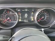 ✅ 2021 Jeep Gladiator Mojave • VIN: 1C6JJTEG4ML587372 • Lot: 56418025. Listed on Copart with 91,121 mi. Free auction sales archive from the USA and detailed vehicle history report at DreamBid. Image 9.