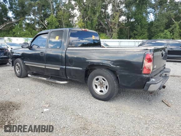 ✅ 2003 Chevrolet Silverado 1500 • VIN: 2GCEC19V031238862 • Lot: 72886864. Wystawiony na Copart z przebiegiem 335 703 mil mil. Skorzystaj z bezpłatnego archiwum sprzedaży aukcyjnych z USA i zobacz szczegółowy raport historii pojazdu na DreamBid. Zdjęcie 2.