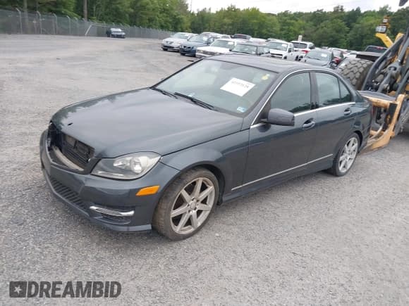 ✅ 2014 Mercedes-Benz C 250 Sport • VIN: WDDGF4HB2EG241072 • Lot: 42553128. Listed on IAAI with 106,726 mi. Free auction sales archive from the USA and detailed vehicle history report at DreamBid. Image 2.