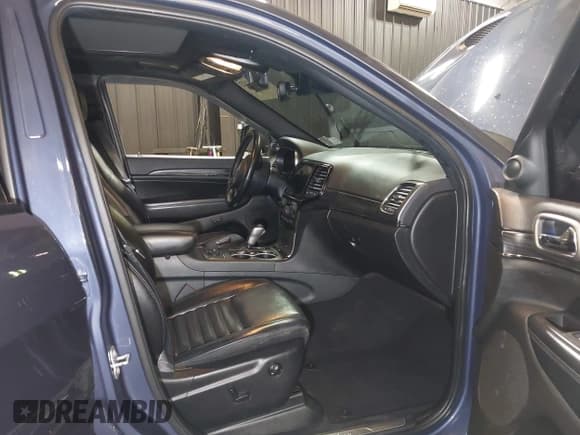 ✅ 2020 Jeep Grand Cherokee Limited • VIN: 1C4RJFBG8LC302740 • Лот: 42032242. Опубликован ранее на IAAI с пробегом 46 553 миль. Бесплатный доступ к архиву аукционных продаж из США и подробный отчёт об истории автомобиля на DreamBid. Изображение 5.