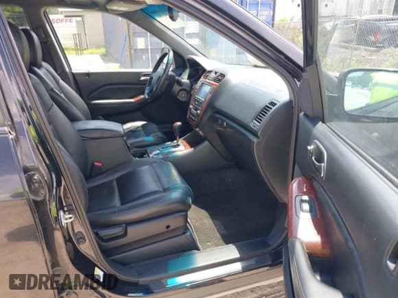 ✅ 2005 Acura MDX • VIN: 2HNYD18275H554653 • Lot: 42846561. Listed on IAAI with 210,517 mi. Free auction sales archive from the USA and detailed vehicle history report at DreamBid. Image 5.