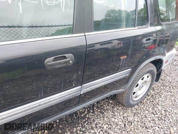 ✅ 2000 Honda CR-V • VIN: JHLRD1846YS009409 • Лот: 42253321. Опубликован ранее на IAAI с пробегом 193 070 миль. Бесплатный доступ к архиву аукционных продаж из США и подробный отчёт об истории автомобиля на DreamBid. Изображение 6.