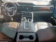 ✅ 2022 GMC Sierra 1500 • VIN: 3GTUUGET3NG630048 • Lot: 70771565. Wystawiony na Copart z przebiegiem 64 386 mil. Bezpłatny archiwum sprzedaży aukcyjnych z USA i szczegółowy raport historii pojazdu na DreamBid. Zdjęcie 8.