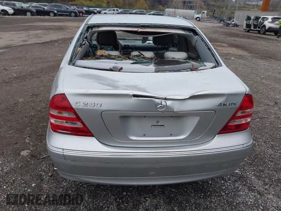 ✅ 2007 Mercedes-Benz C 280 Luxury • VIN: WDBRF92H87F879315 • Lot: 43735428. Wystawiony na IAAI z przebiegiem 120 059 mil. Bezpłatny archiwum sprzedaży aukcyjnych z USA i szczegółowy raport historii pojazdu na DreamBid. Zdjęcie 6.