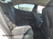 ✅ 2017 Lexus ES 300h • VIN: JTHBW1GG3H2137917 • Lot: 80442645. Listed on Copart with 244,896 mi. Free auction sales archive from the USA and detailed vehicle history report at DreamBid. Image 10.