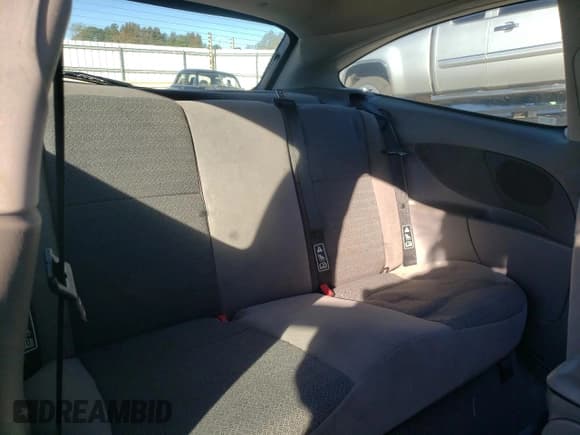 ✅ 2001 Ford Focus ZX3 • VIN: 3FAFP31391R244155 • Лот: 87025395. Опубликован ранее на Copart с пробегом 83 608 миль. Бесплатный доступ к архиву аукционных продаж из США и подробный отчёт об истории автомобиля на DreamBid. Изображение 10.