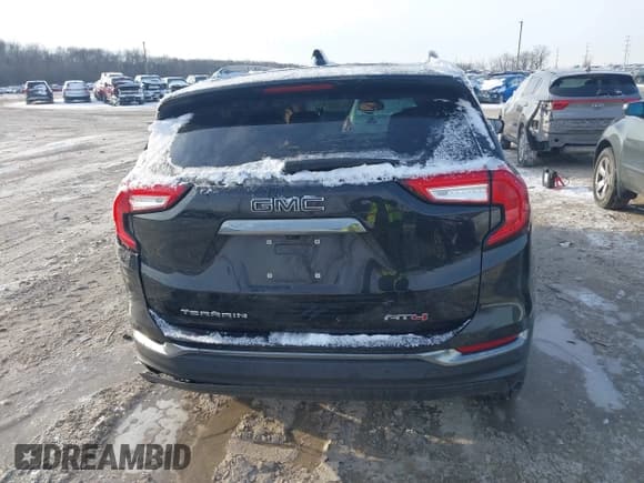 ✅ 2022 GMC Terrain AT4 • VIN: 3GKALYEV5NL158511 • Lot: 41601746. Listed on IAAI with 19,974 mi. Free auction sales archive from the USA and detailed vehicle history report at DreamBid. Image 17.