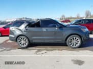 ✅ 2016 Ford Explorer Limited • VIN: 1FM5K8F8XGGA10253 • Lot: 41829757. Wystawiony na IAAI z przebiegiem 151 879 mil. Bezpłatny archiwum sprzedaży aukcyjnych z USA i szczegółowy raport historii pojazdu na DreamBid. Zdjęcie 13.