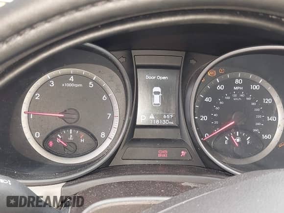 ✅ 2016 Hyundai Santa Fe • VIN: 5XYZT3LB2GG363031 • Lot: 42868870. Wystawiony na IAAI z przebiegiem 118 130 mil. Bezpłatny archiwum sprzedaży aukcyjnych z USA i szczegółowy raport historii pojazdu na DreamBid. Zdjęcie 7.