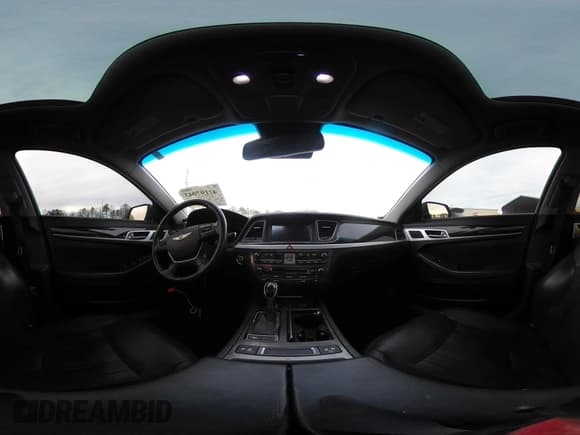 ✅ 2015 Hyundai Genesis 3.8L • VIN: KMHGN4JE8FU069730 • Lot: 41197043. Wystawiony na IAAI z przebiegiem 110 202 mil. Bezpłatny archiwum sprzedaży aukcyjnych z USA i szczegółowy raport historii pojazdu na DreamBid. Zdjęcie 18.