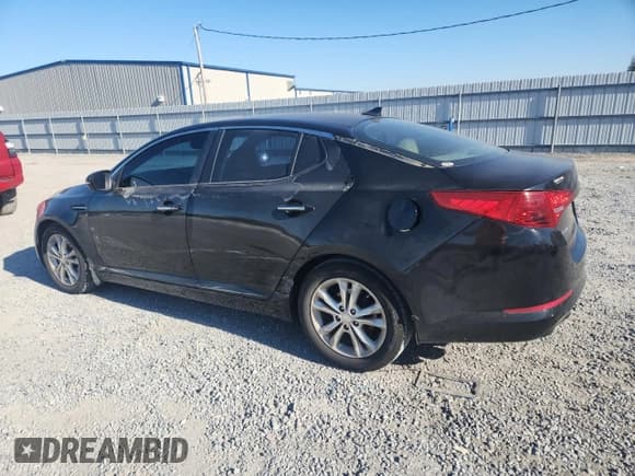 ✅ 2013 Kia Optima EX • VIN: 5XXGN4A74DG240191 • Lot: 92243115. Wystawiony na Copart z przebiegiem 122 323 mil. Bezpłatny archiwum sprzedaży aukcyjnych z USA i szczegółowy raport historii pojazdu na DreamBid. Zdjęcie 2.