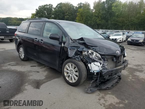 ✅ 2015 Toyota Sienna Limited • VIN: 5TDDK3DC0FS112580 • Lot: 81331865. Listed on Copart with 91,132 mi. Free auction sales archive from the USA and detailed vehicle history report at DreamBid. Image 4.