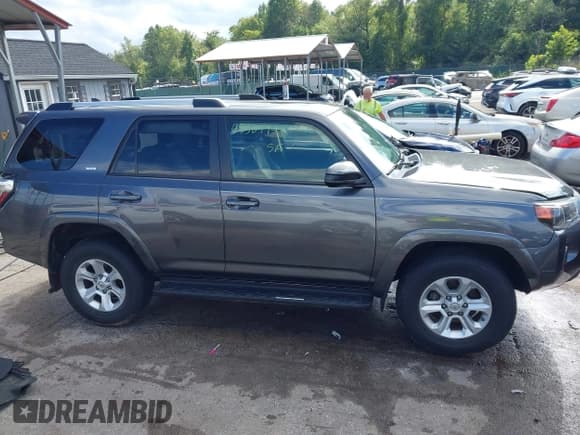 ✅ 2020 Toyota 4Runner TRD Off Road Premium • VIN: JTEBU5JR8L5741538 • Lot: 43307954. Listed on IAAI with 59,624 mi. Free auction sales archive from the USA and detailed vehicle history report at DreamBid. Image 13.